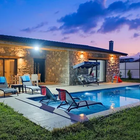 Villa Tas